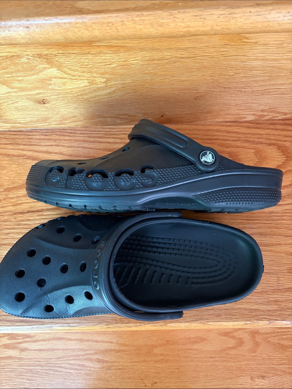 Like New Black Crocs M8 W10 - Picture 4 of 4